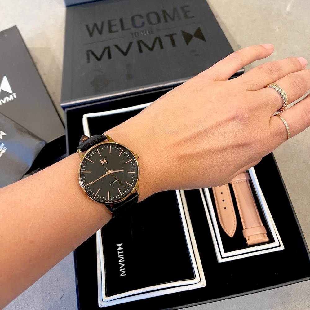 MVMT Boulevard ladies watch - Gift Set black & pink